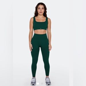 Brand new set active leggings